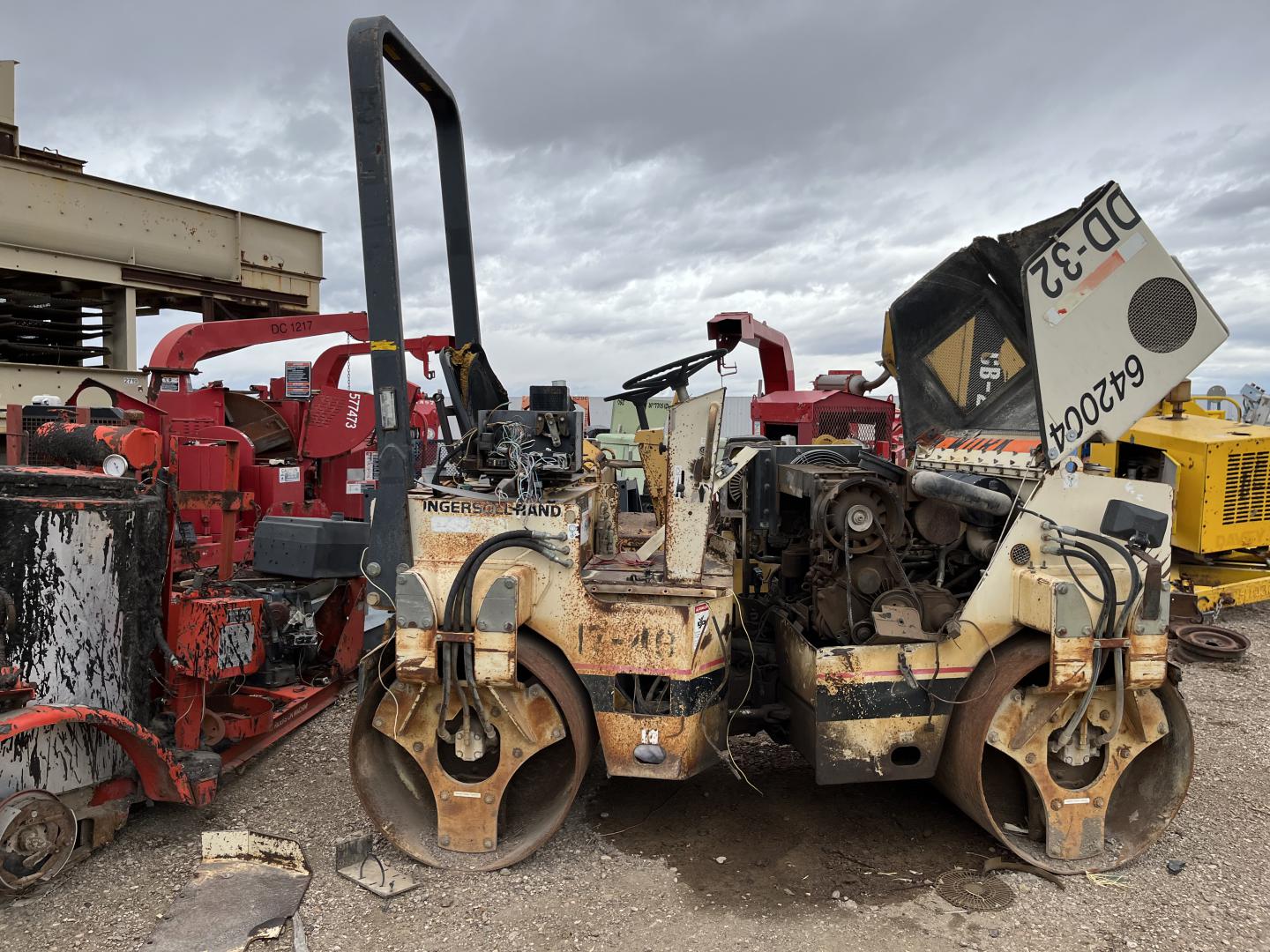 ./imagenes/INVOICE/2019/12485/COMPACTADOR INGERSOLL RAND  DD-32 (2).JPG